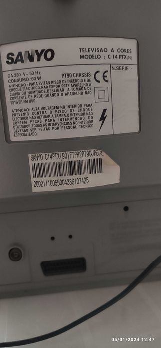 TV - SANYO 37 cm