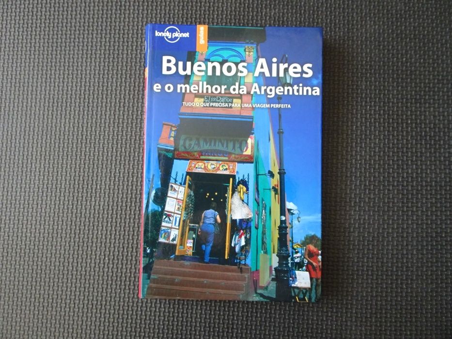 Livro Guia de viagem Lonely Planet - Vários II