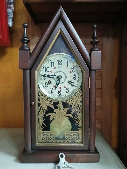 Relógio de Capela, modelo Batalha