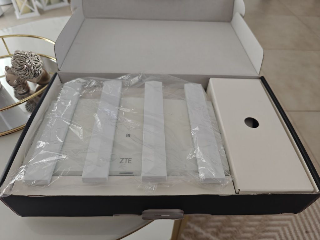Router Wifi6 ZTE T3000