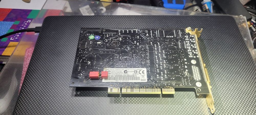 Звуковая карта Creative Sb0550
