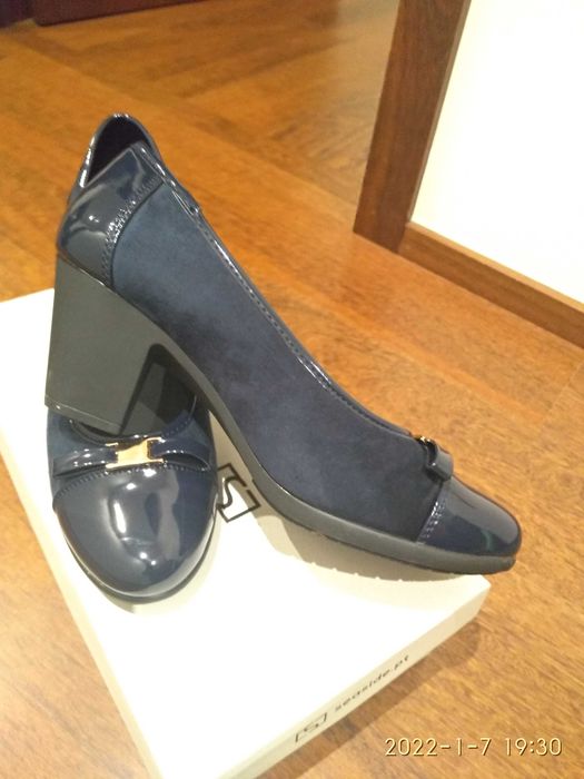 Sapatos de Senhora N° 39