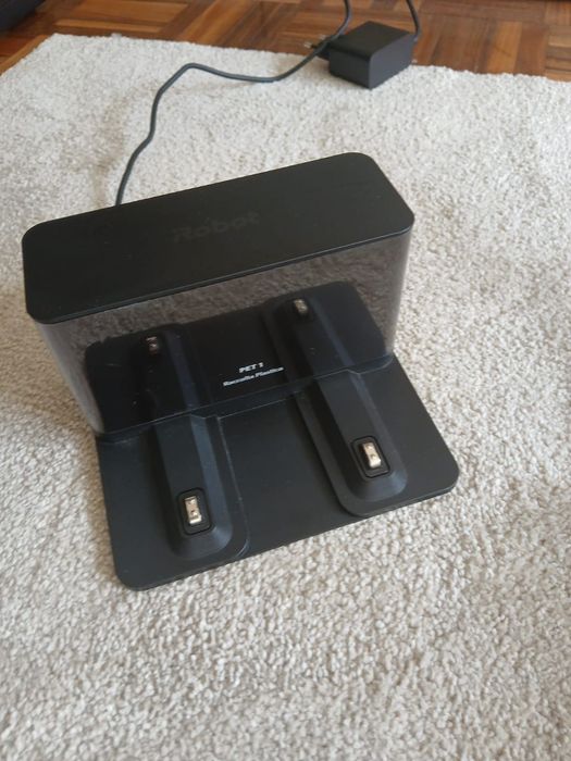 Aspirador preto robot