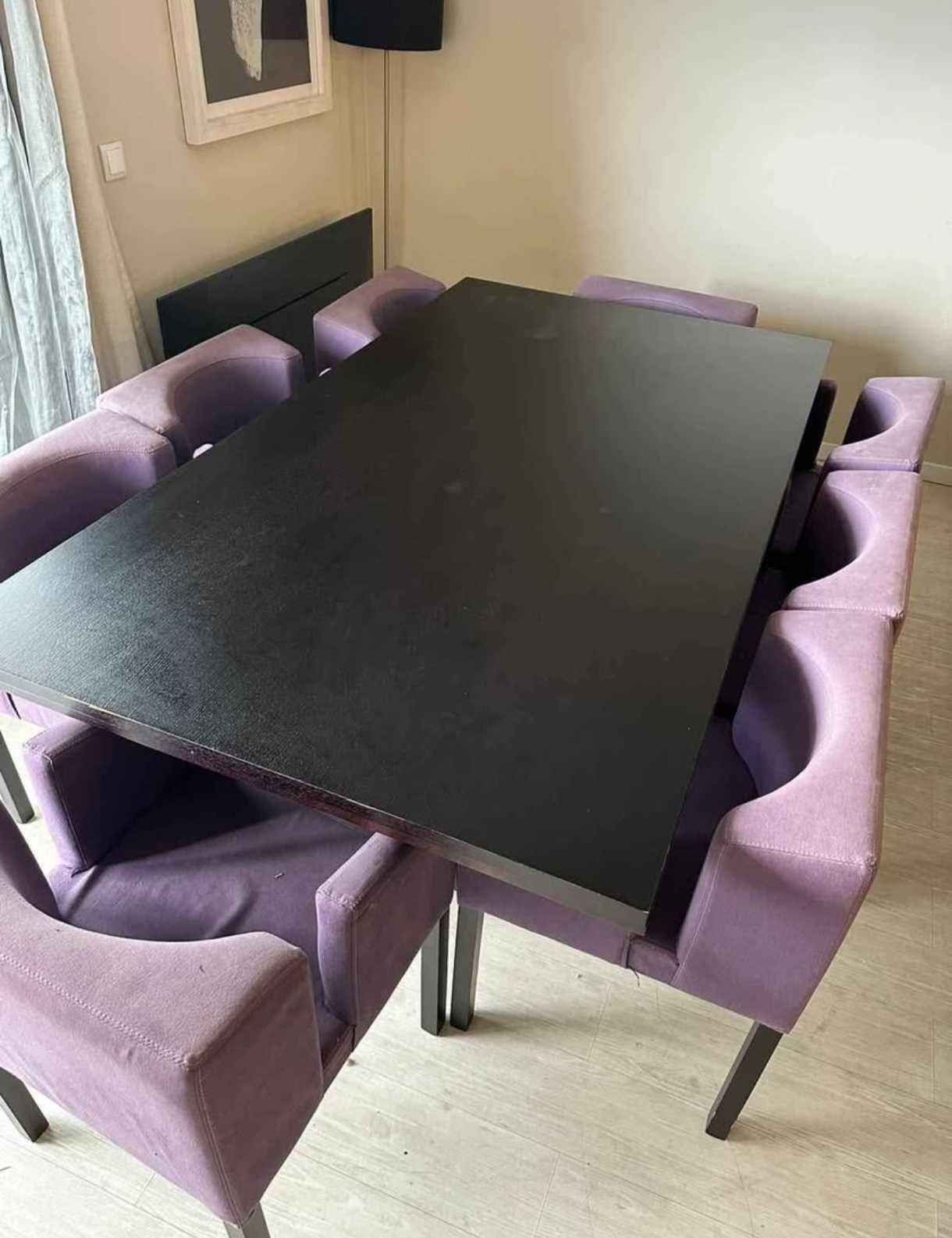Vendo mesa wengue extensível para 12 pessoas e 8 cadeiras