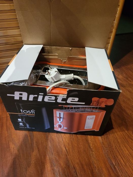 Тостер за 450 грн