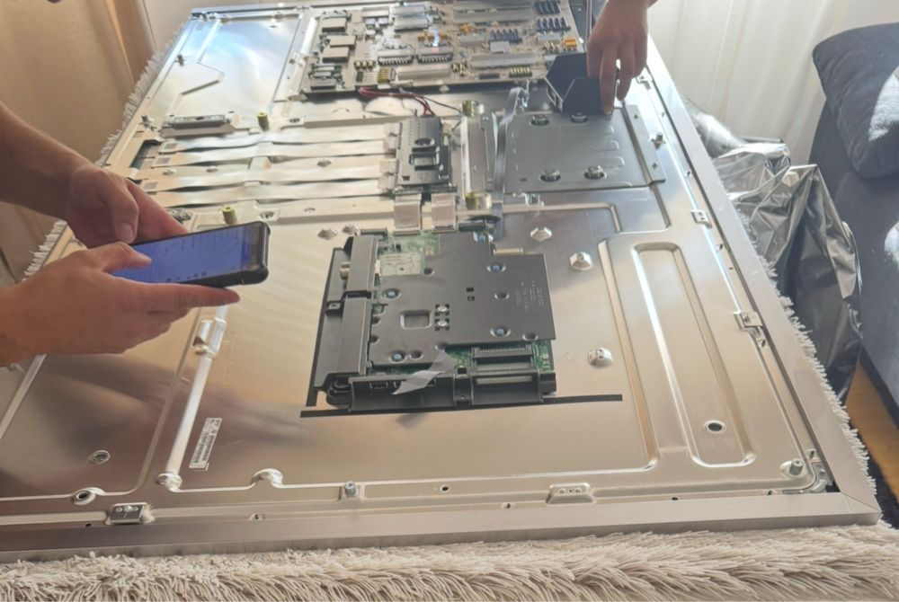 LG OLED Gallery G2 65’ 120hz