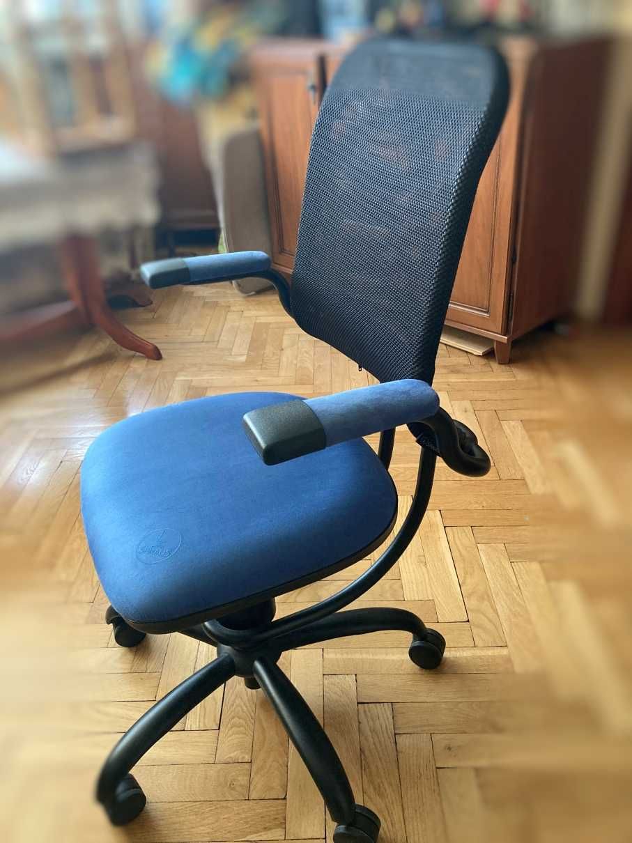 krzesło SpinaliS ERGONOMIC - zdrowotne, wspiera kręgosłup