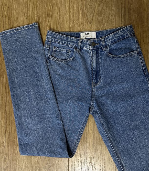 Джинси прямі stradivarius