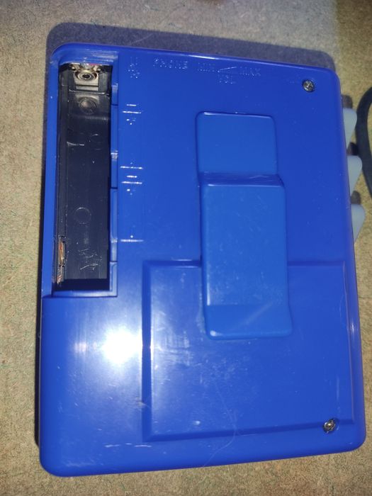 Walkman Azul Vintage a Trabalhar