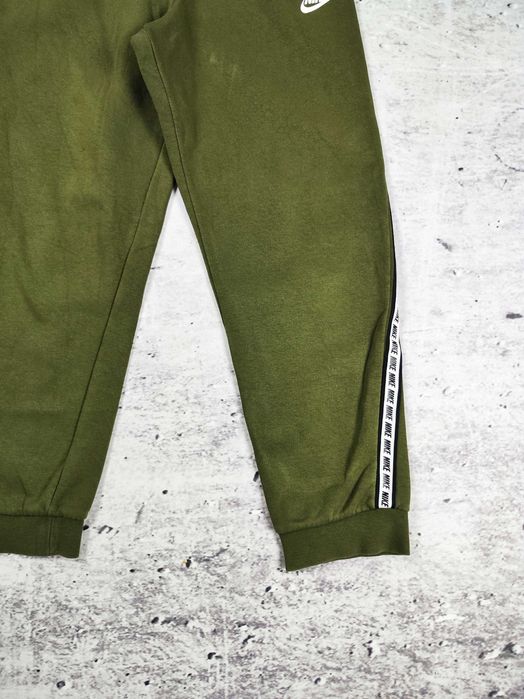 Spodnie dresowe Nike bawełniane dresy khaki r. M