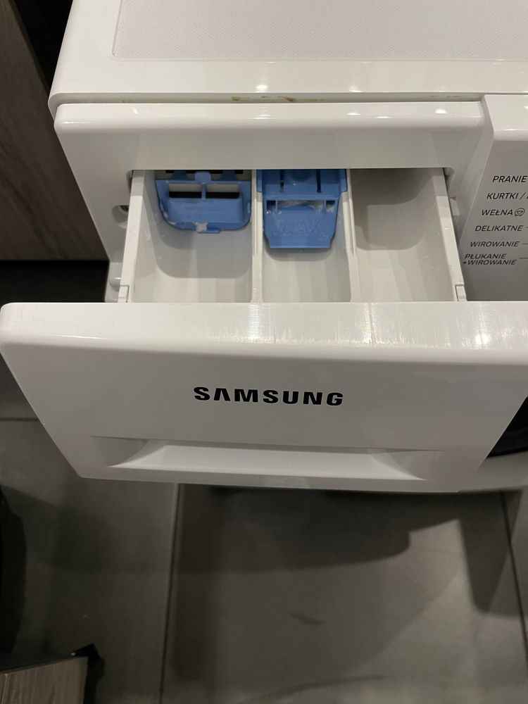 Pralka Samsung Ecobubble WF60F4EFW2W