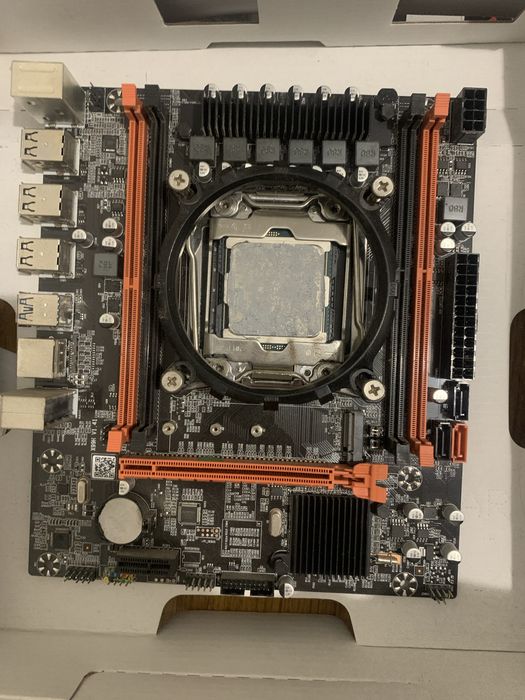 Комплект: плата + Xeon + 16 ГБ RAM ( готов к сборке ПК )