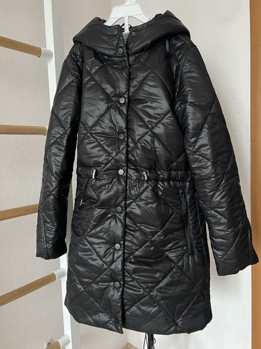 Куртка стьобана пальто чорне xs  s (34,36 ) Можна на підлітка. плащ