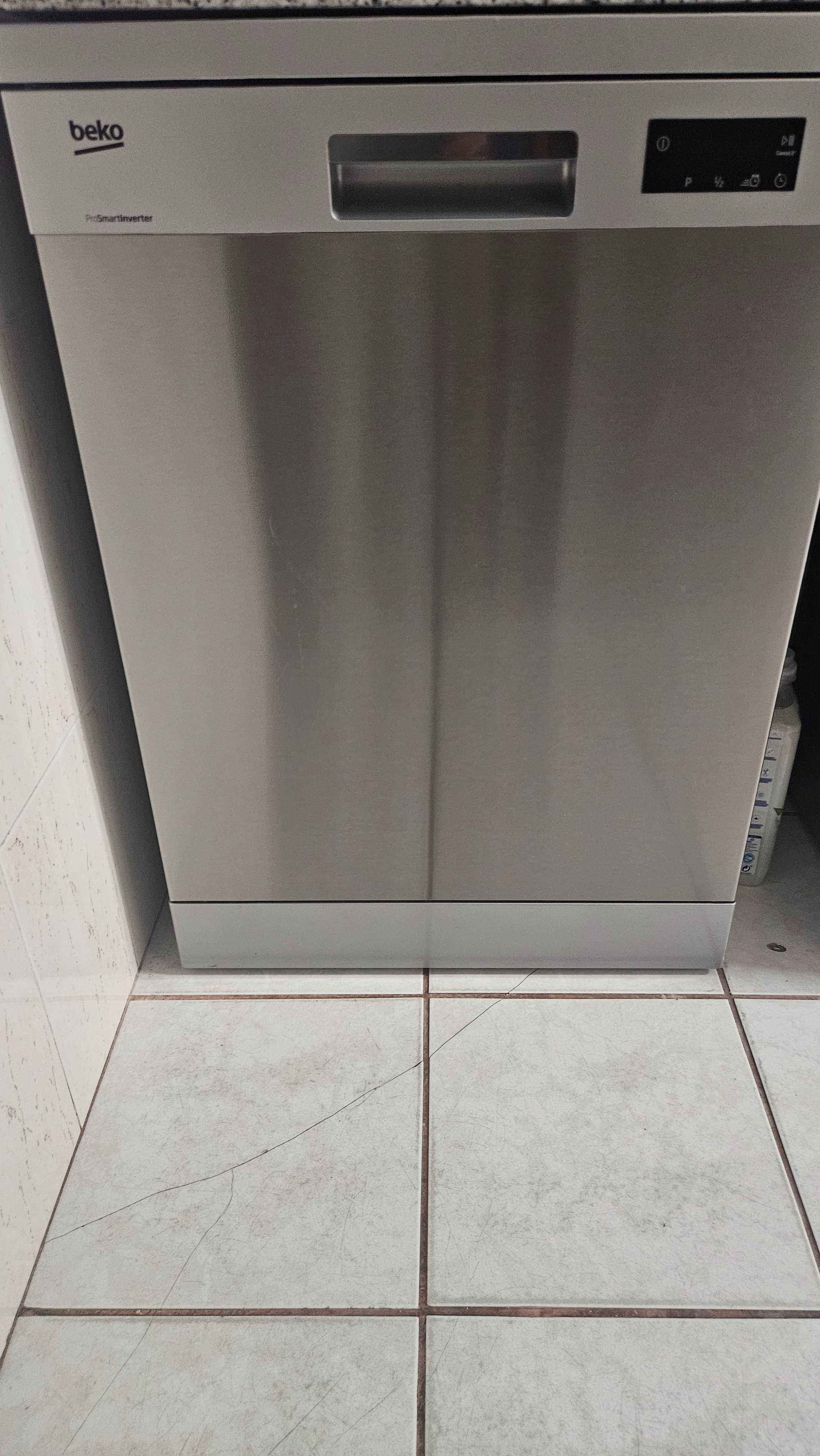 Máquina Lavar Loiça Beko
