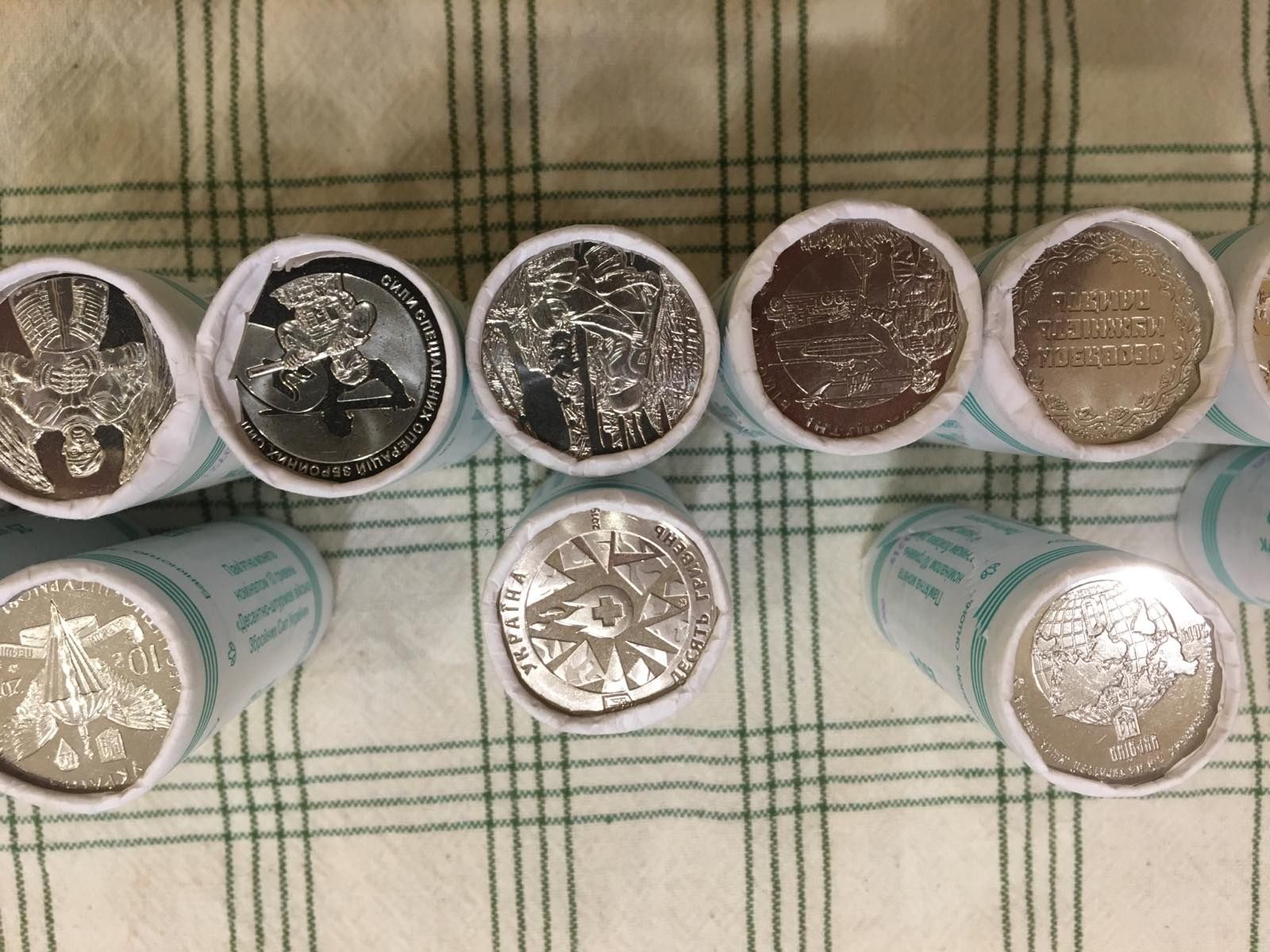 Монеты ЗСУ в ролах