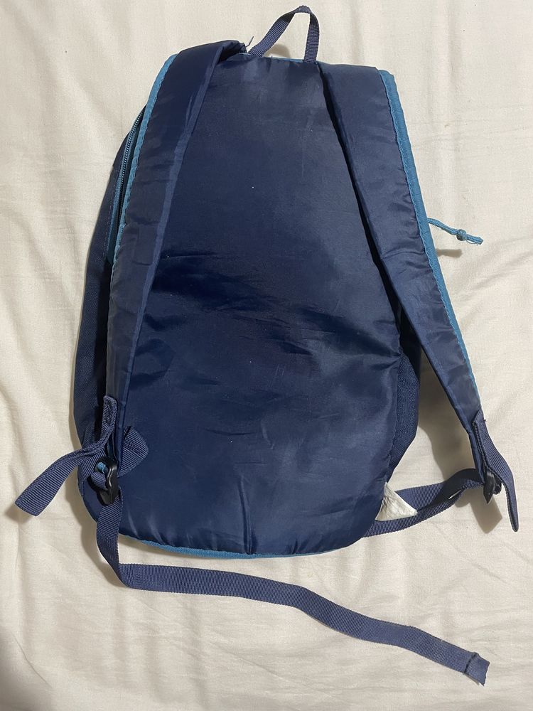 Mochila Quechua usada