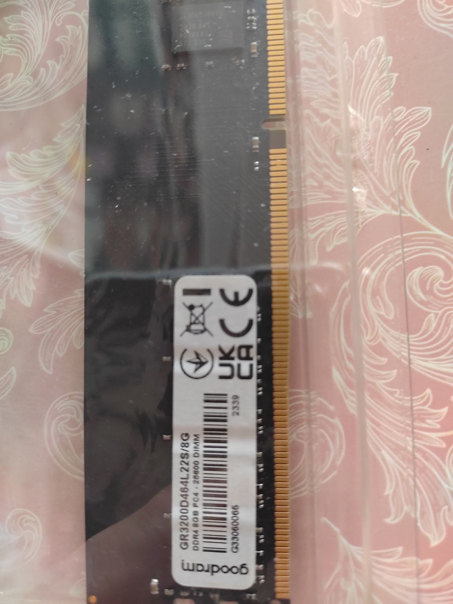 pamięci RAM Goodram DDR8 po 8 GB