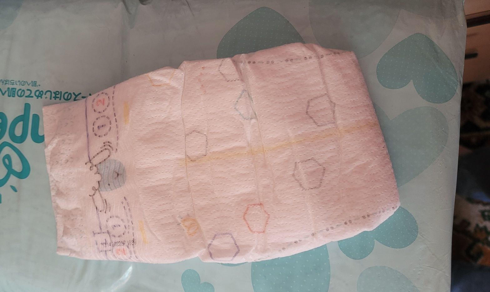 Памперси Pampers 3 ( premium care)