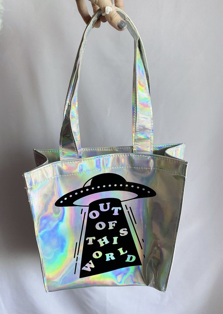 Виниловый голографический шоппер / сумка-тоут от Femfetti / НЛО, UFO