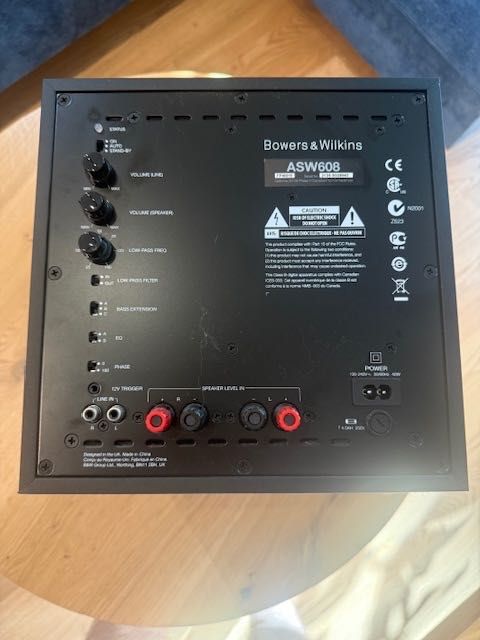 bowers & wilkins asw608