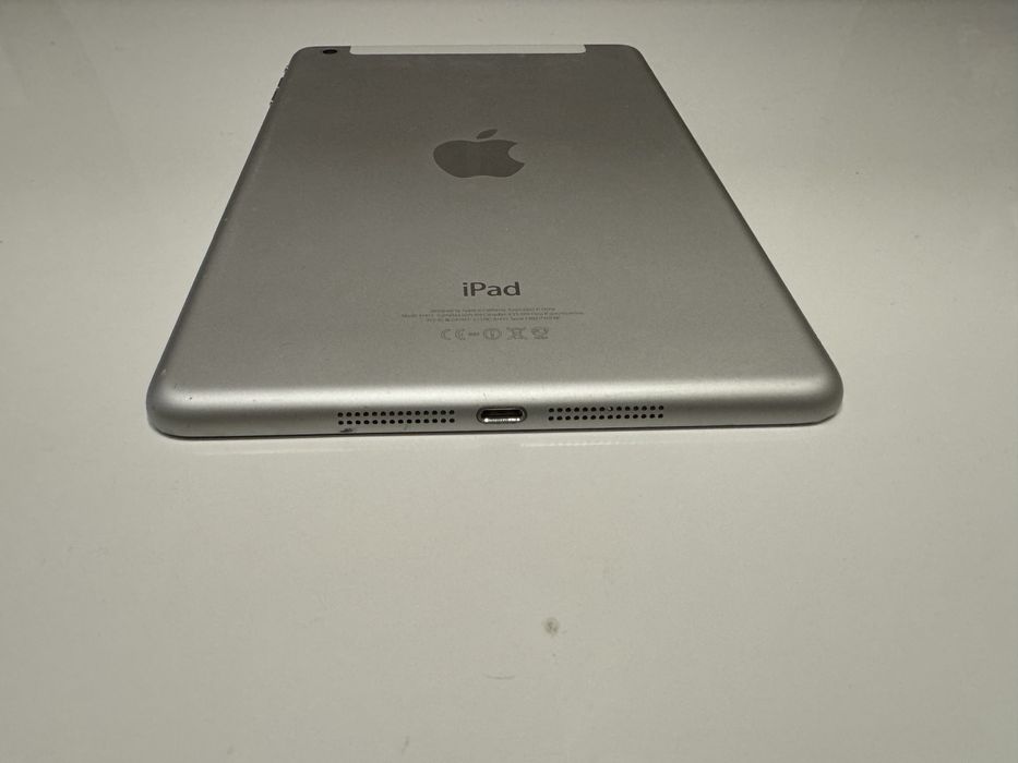 iPad mini 1 64 Гб