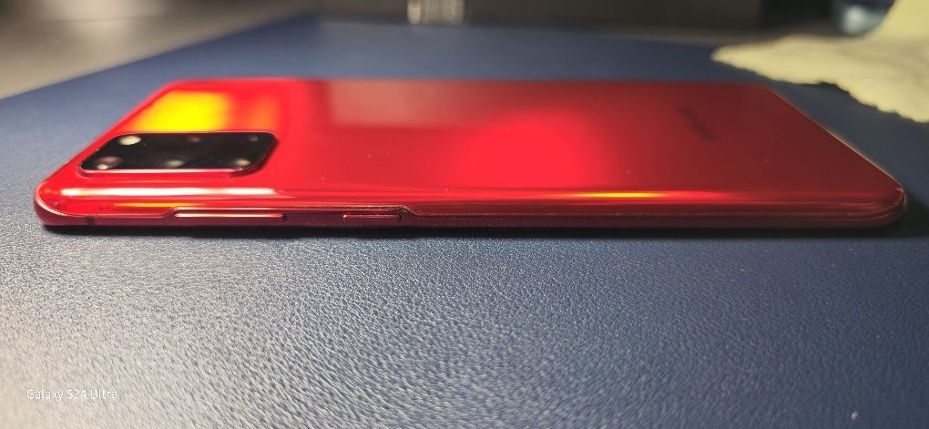 Samsung S20 Plus 5G - 8/128gb, 6.7", Neverlock, Europe!