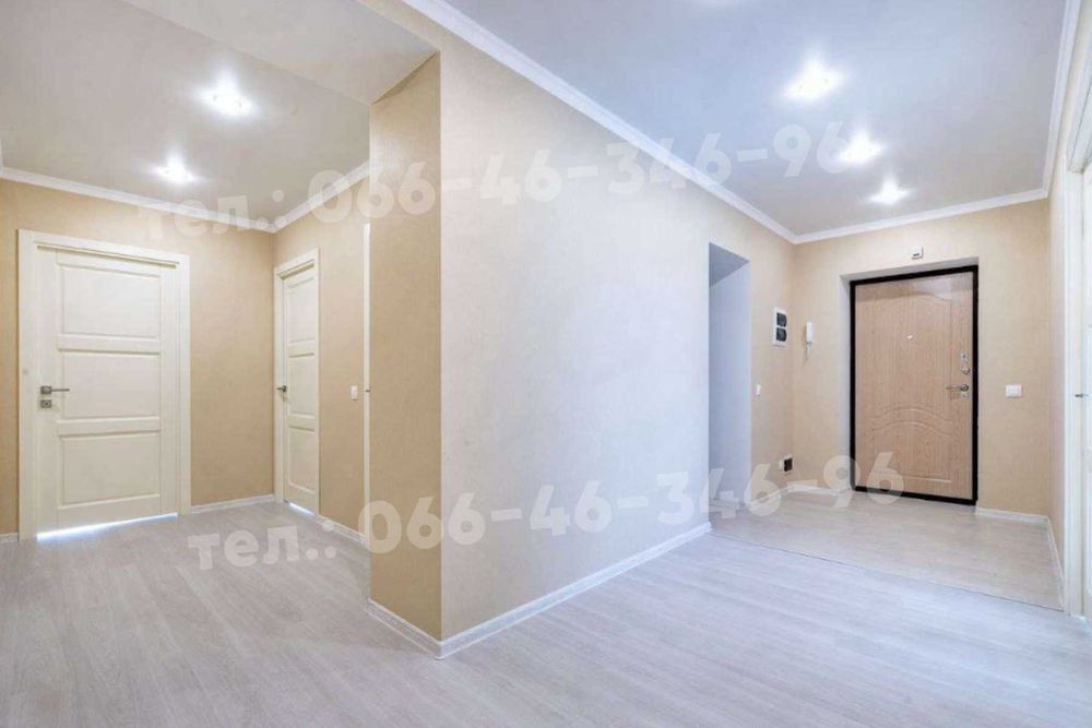 Поклейка шпалер та малярні роботи у Києві Майстер по ремонту квартир