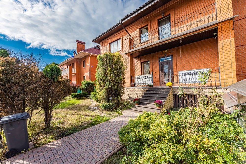 Мала Олександрівка КМ"Зелений Гай" Котедж 350м.з усіма зручностями.