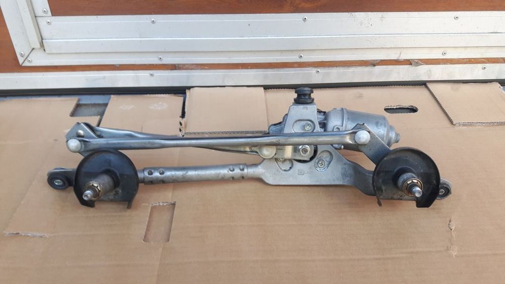 MECHANIZM WYCIERACZEK SUBARU IMPREZA XV 2013 2017