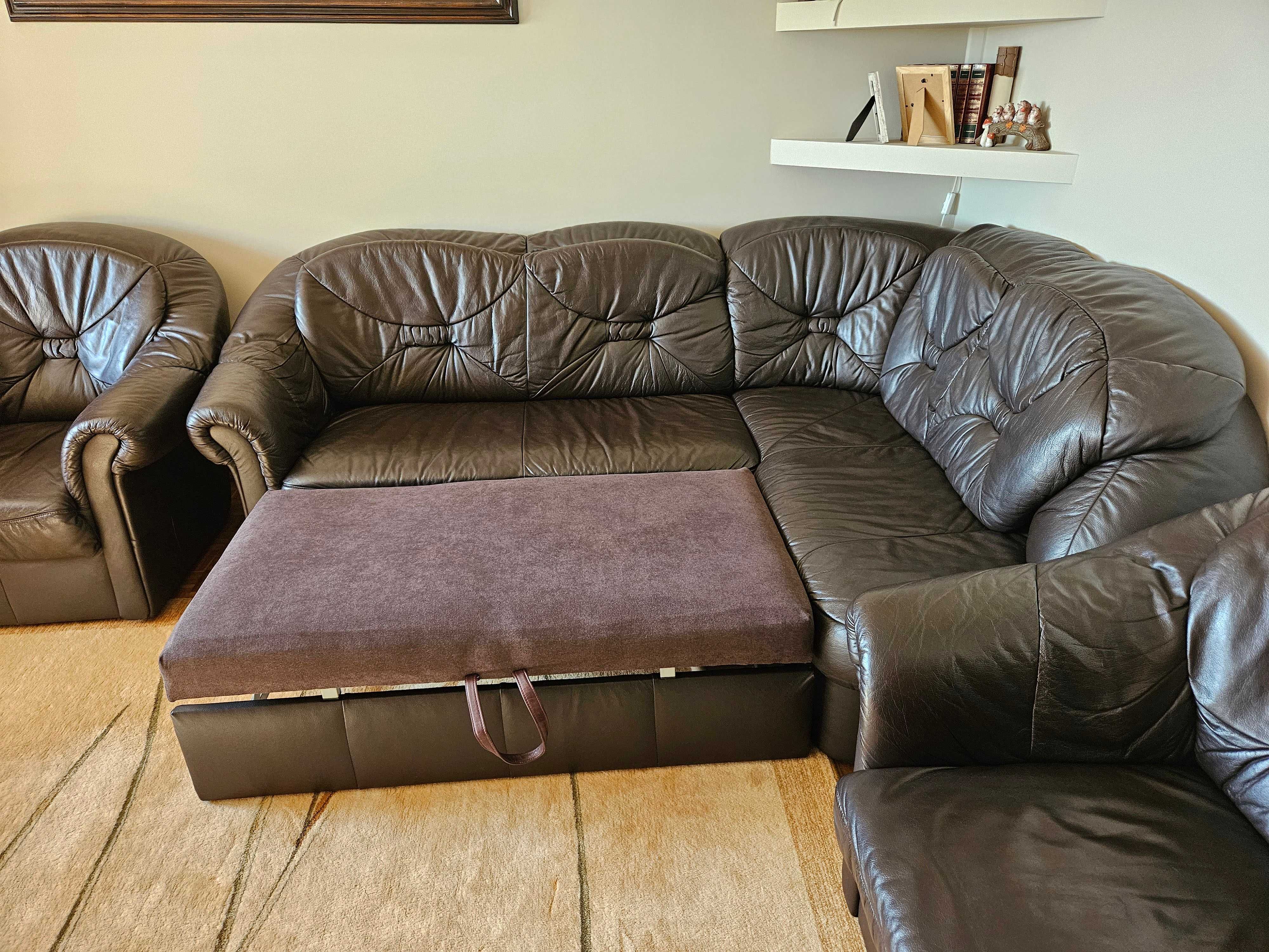 Skórzana kanapa z dwoma fotelami