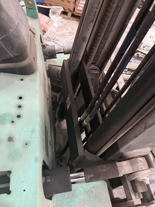 Вилковий навантажувач Mitsubishi fg20 2002р