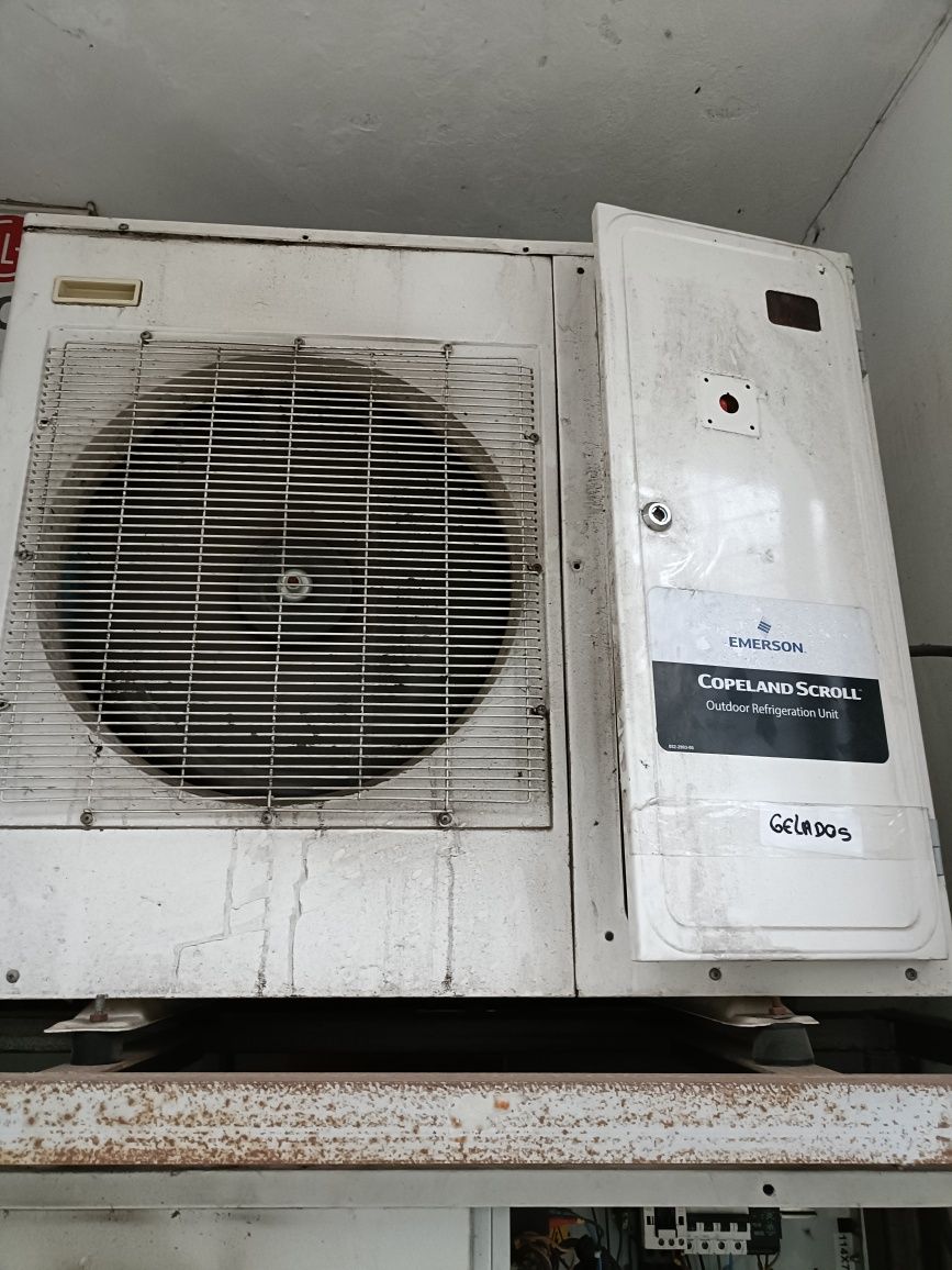 Arca congeladora c frio distância