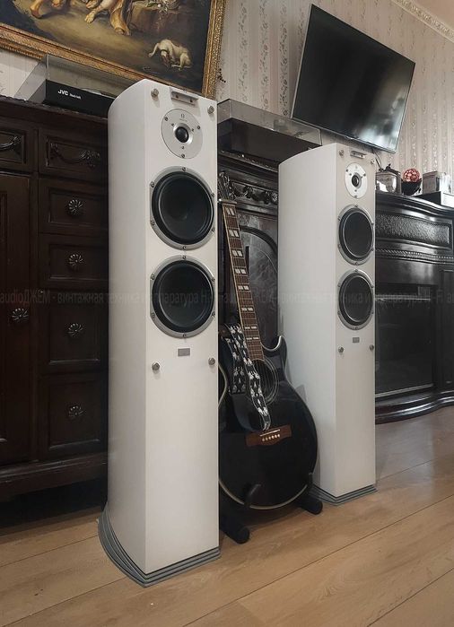 акустика Audiovector SI3 white&silver DENMARK