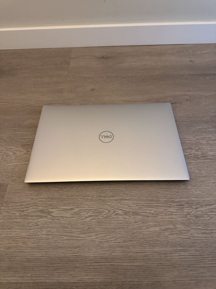 Dell XPS 15 9520