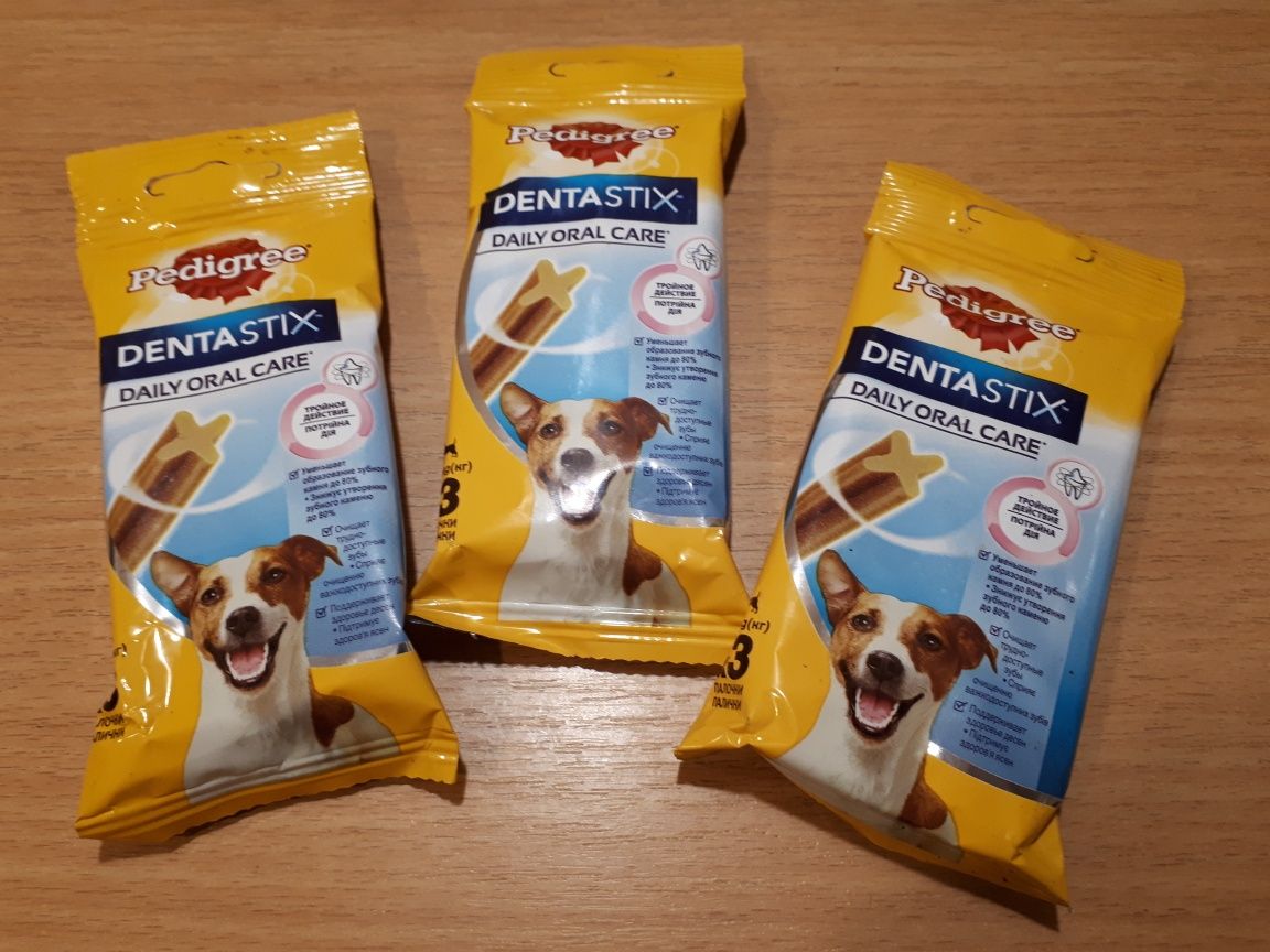 Смаколики для собак. Pedigree.Denta stix.