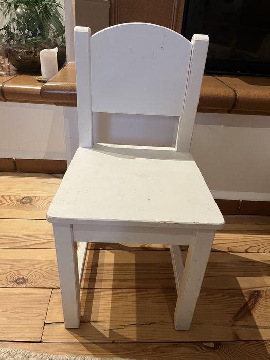 Stolik Flisat z Ikea oraz 2 krzeselka