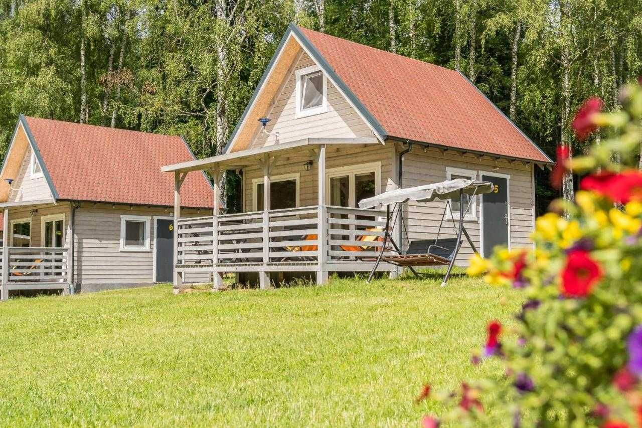 Domki nad jeziorem  Liksajny -cena os .camper/imprezy/namioty