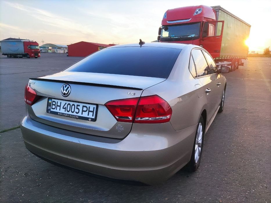 Фольксваген Пассат В7