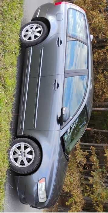 Volvo v50 w Bardzo dobrym stanie tanio !