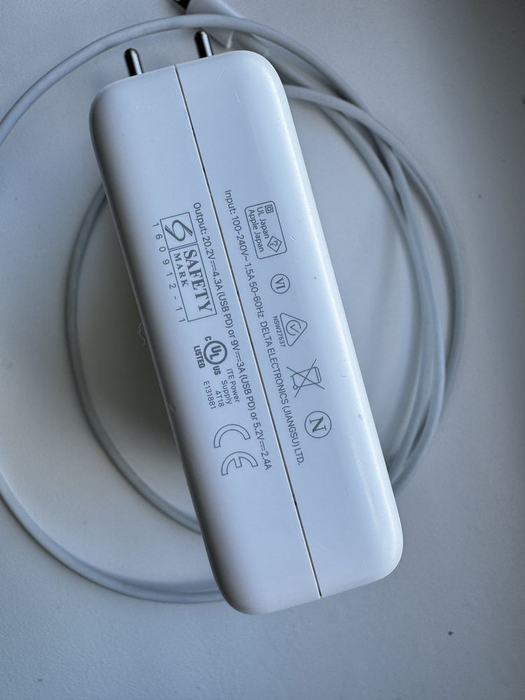 Зарядний пристрій MacBook Apple 87W USB-C Power Adapter