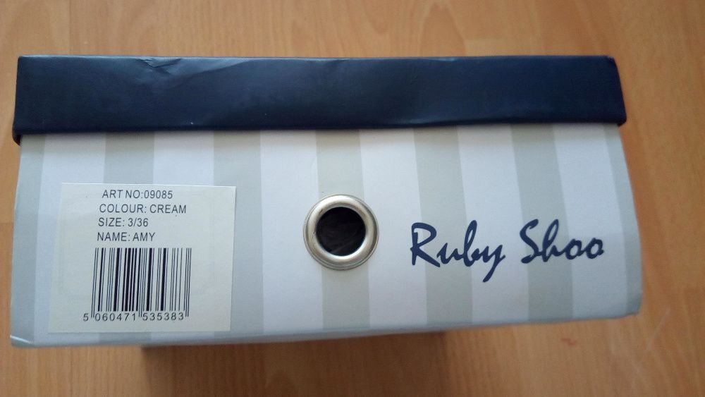 Ruby Shoo Amy, białe buty damskie szpilki 36