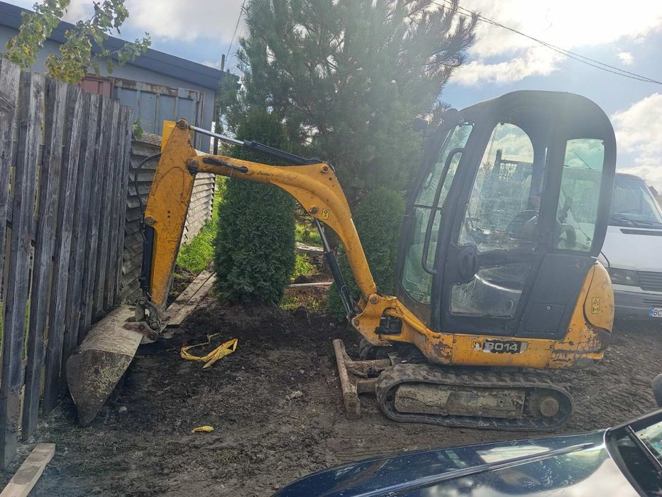 Продається міні -екскаватор JCB