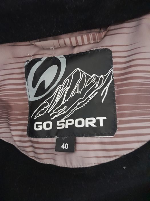 Kurtka sportowa.