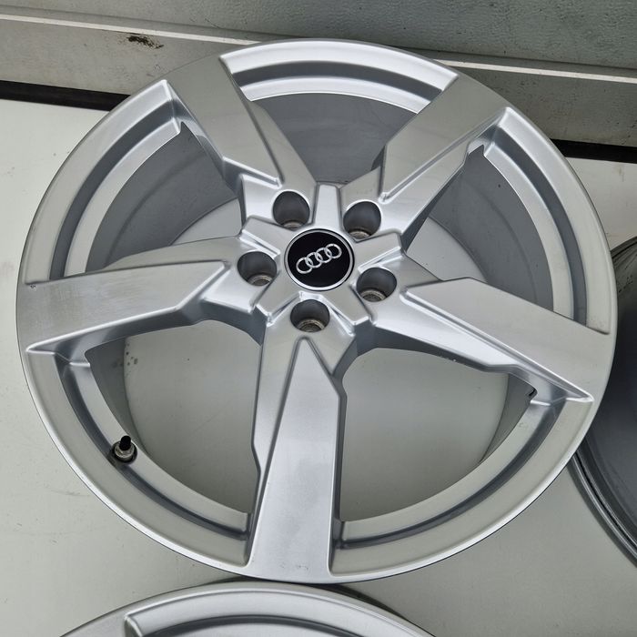 Audi TT A3 S3 A6 C6 Q2 5X112 19'' ET52