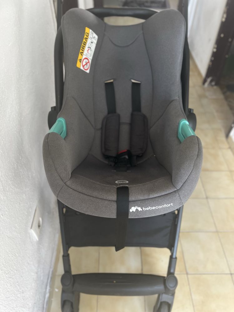 Vendo carrinho de bebê 3 em 1