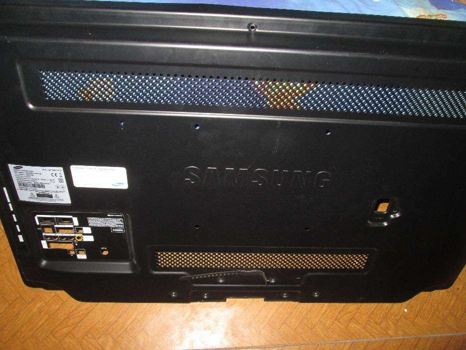 Продам корпус от телевизора Samsung LE40D551K2W