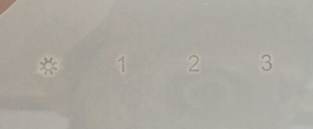 Zaokrąglony szklany biały okap kuchenny VDB DS9 90.