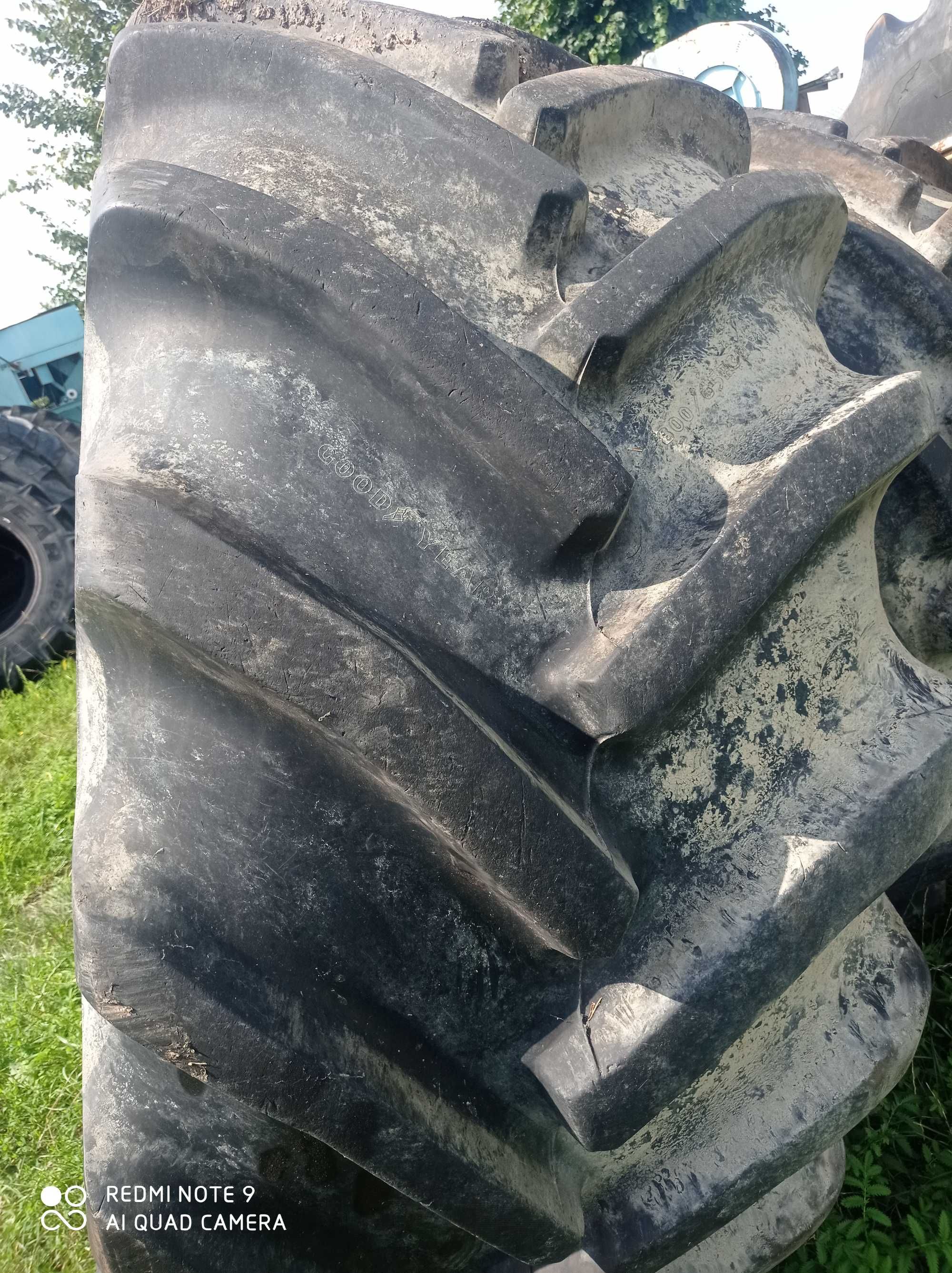 Opony good year 800/65R32