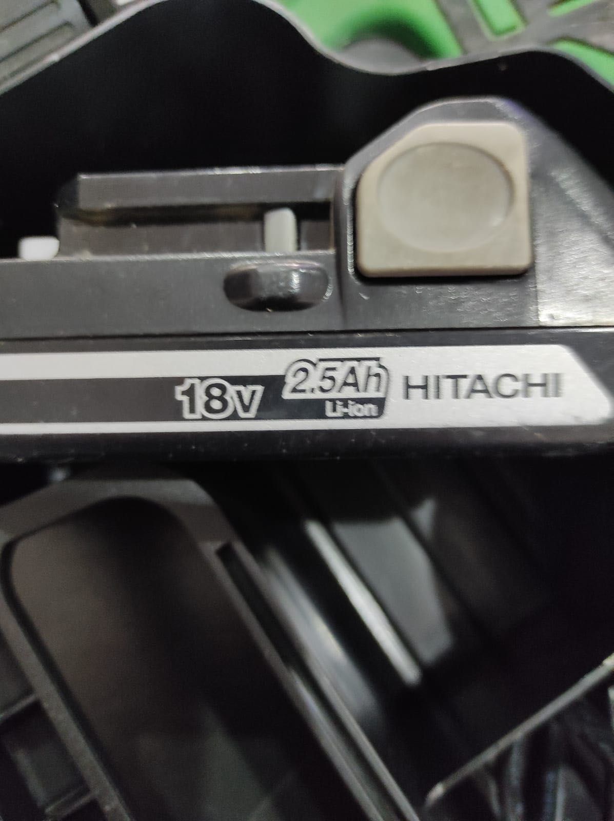 Aparafusadoras Hitachi c baterias para arranjo