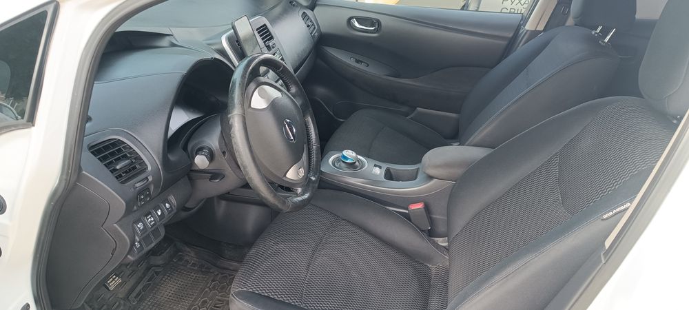 Продам Nissan Leat
